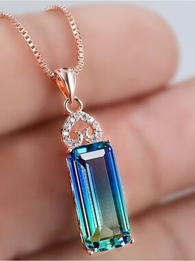 8ct Parti Sapphire 14k Rose Gold on Silver Pendant. 18" box chain blue green